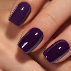 CurvLife close-up of handmade gel pattern highlighting craftsmanship and depth