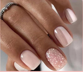 CurvLife close-up of white snowflake detail highlighting delicate glitter accents