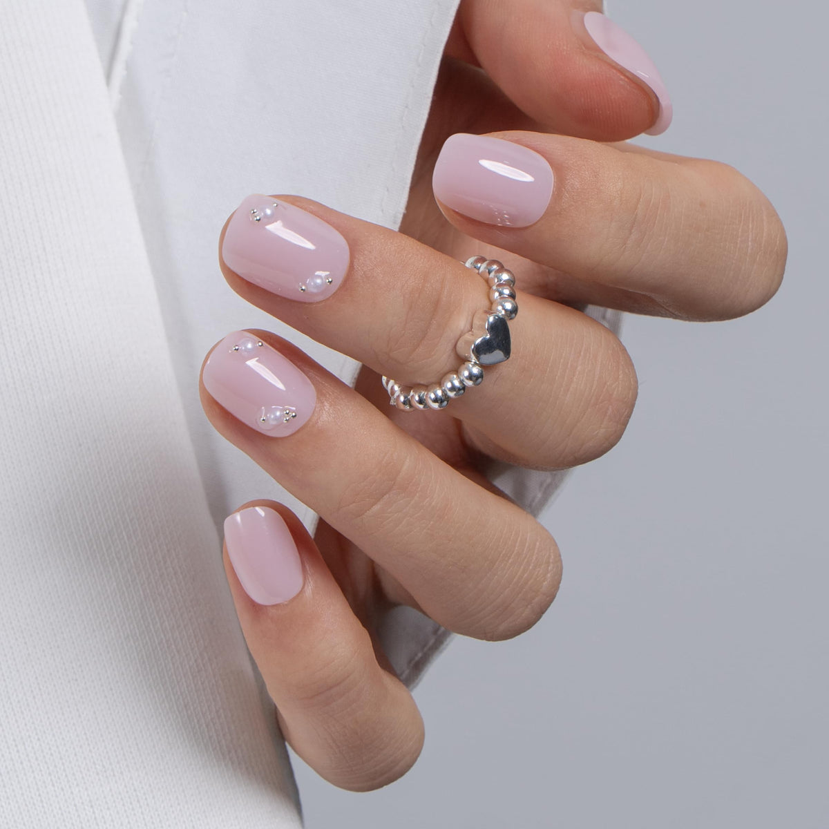 CurvLife close-up glossy gel surface highlighting chip resistance
