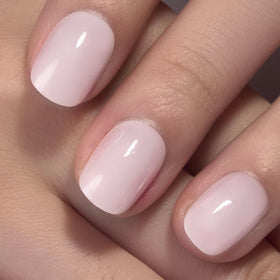 CurvLife close-up glossy finish highlighting gel-polished depth and salon shine