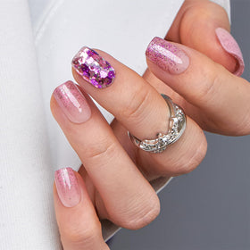 CurvLife close-up of polish texture and glossy finish for salon look