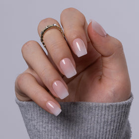 CurvLife front packaging showing apricot short square nails and included kit, ready-to-wear benefit