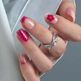 CurvLife front packaging showing apricot line-art nails and included accessories for convenience
