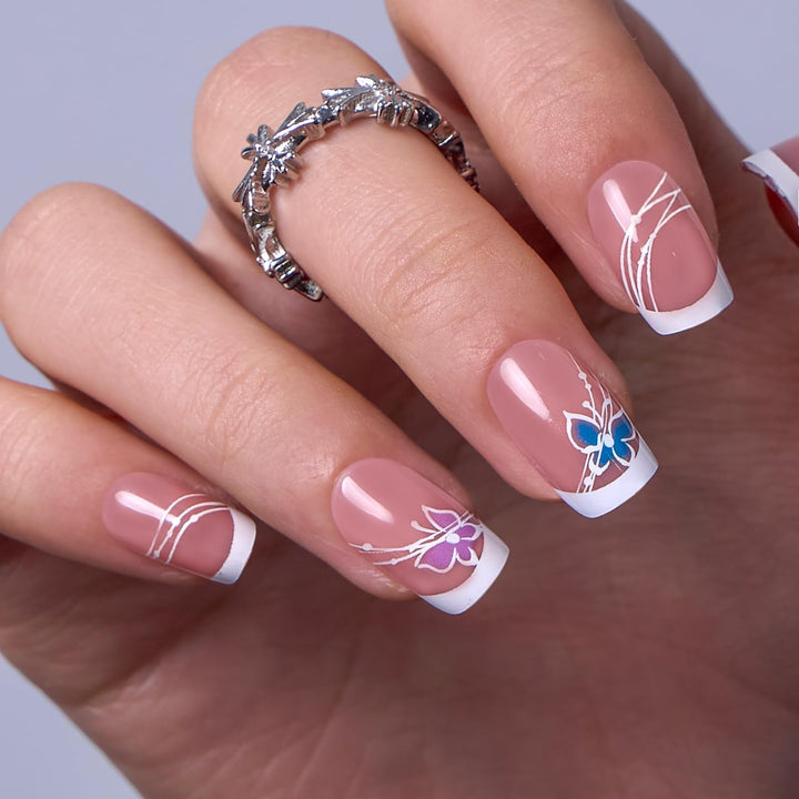 CurvLife front packaging showing butterfly nails and kit contents for easy selection