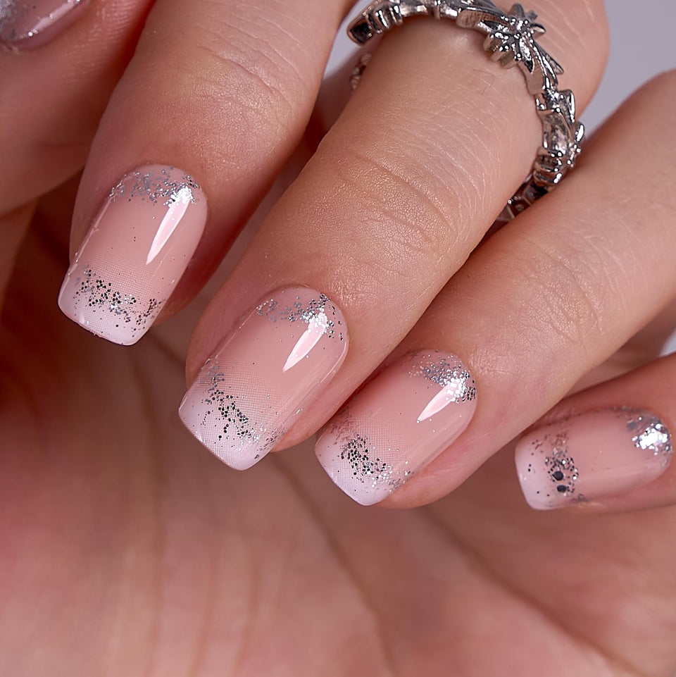 CurvLife front packaging showing 32-piece French diamond set and benefits