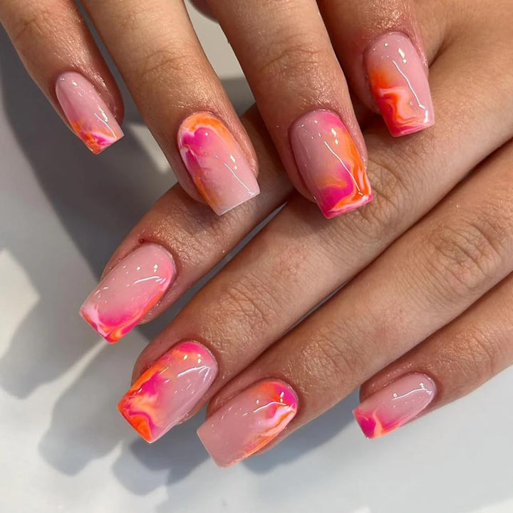 Curvlife front packaging showing pink marble full-cover set and benefits