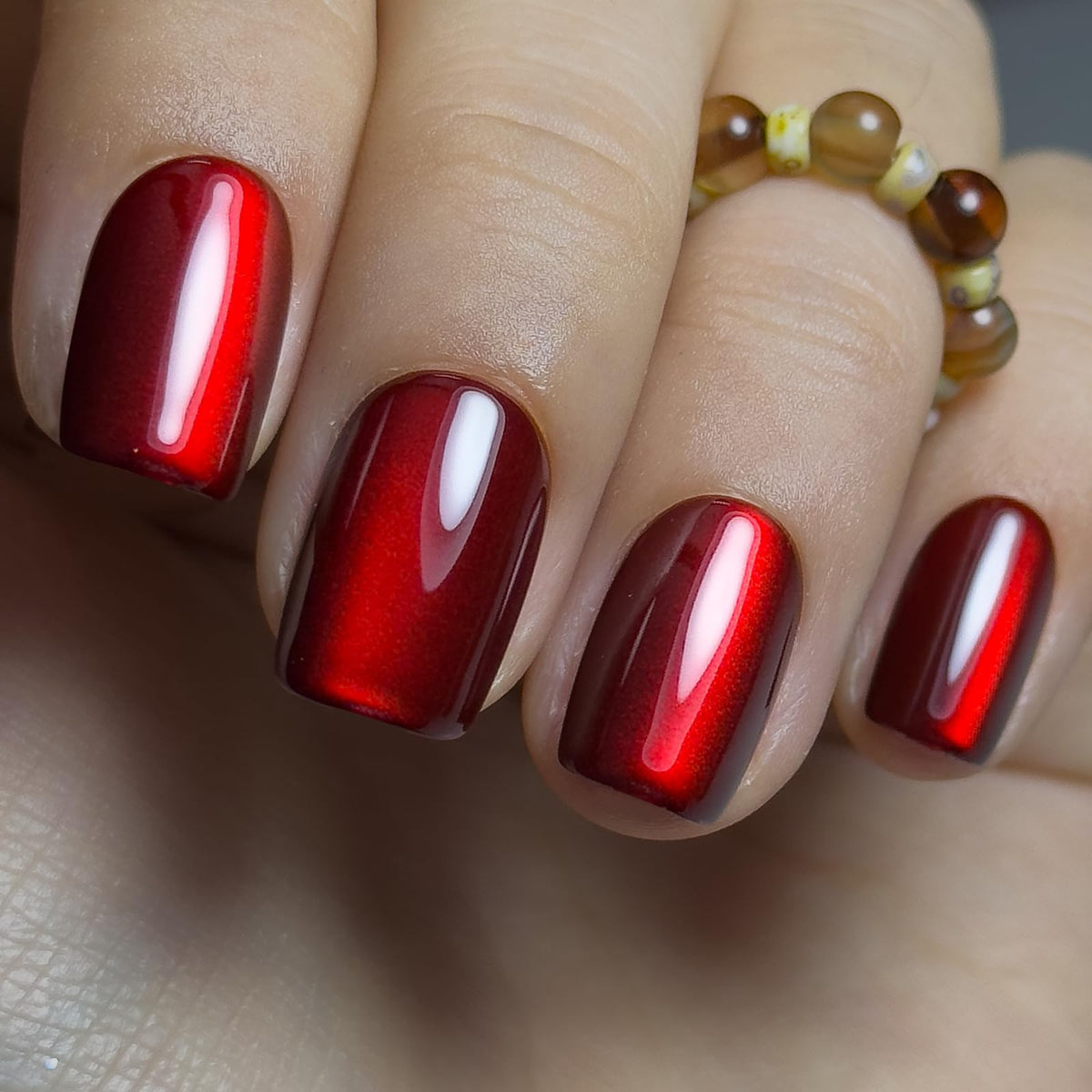CurvLife front packaging showing 24-piece press-on nail set and benefits