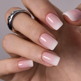 CurvLife front packaging showing manicure colors and neat presentation benefit quick selection