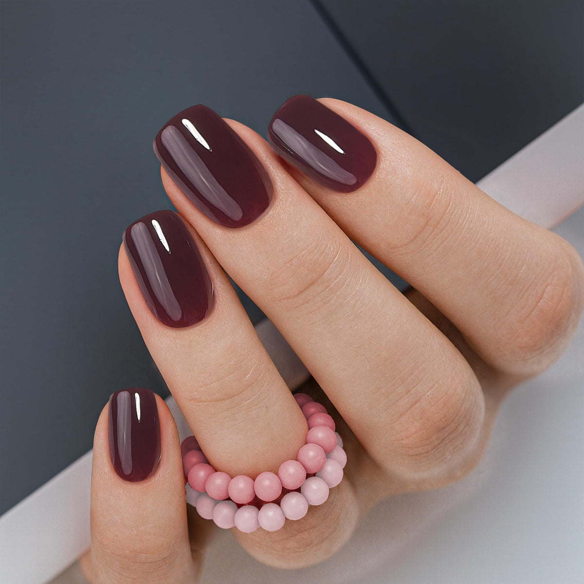 CurvLife front packaging showing wine red square nails and kit contents benefit quick setup