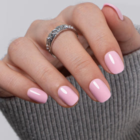 CurvLife close-up of gel finish highlighting glossy handmade French tip durability