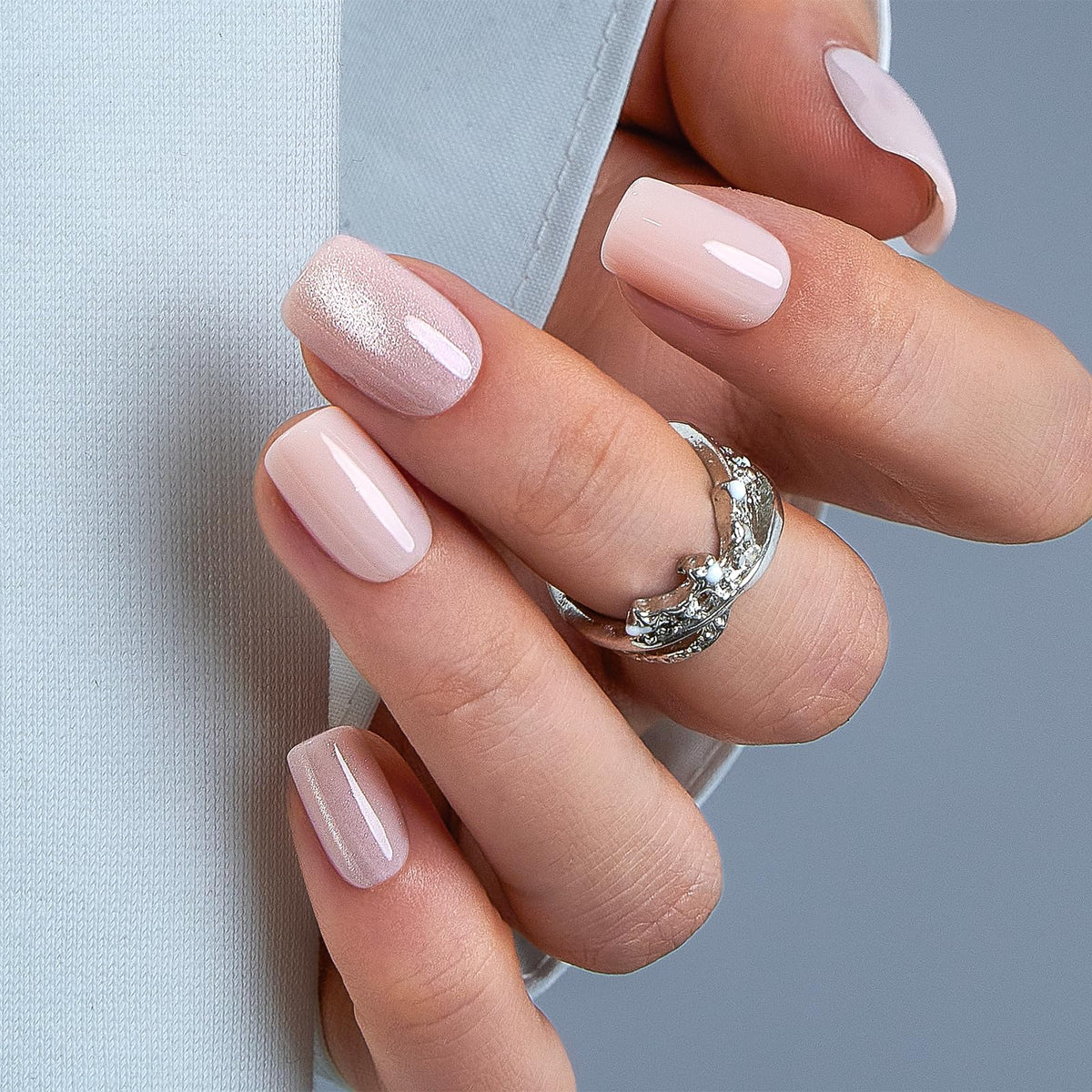 CurvLife close-up of nail surface texture and glossy handmade finish