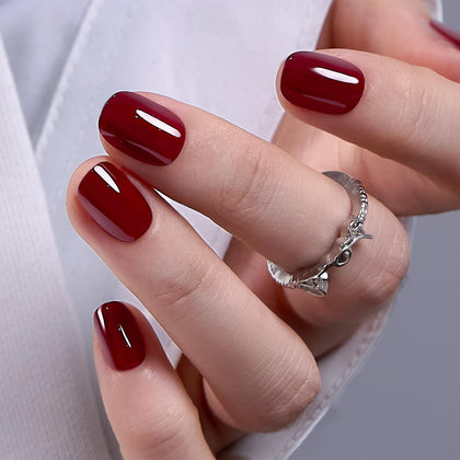 CurvLife front packaging showing Scarlet Poise kit and glossy finish benefit