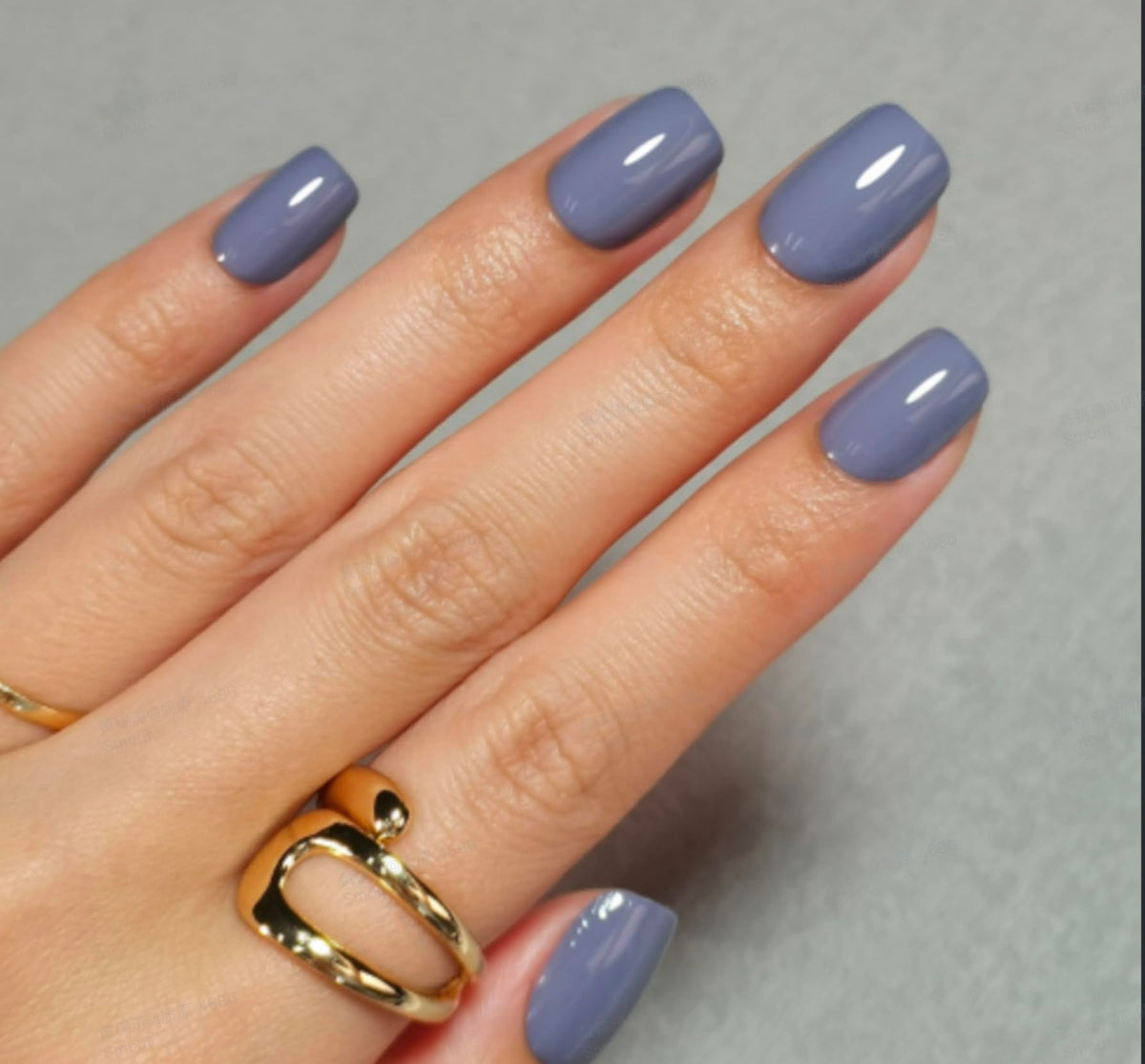 CurvLife cuticle fit detail showing natural curve and comfortable fit