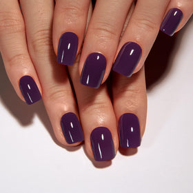 CurvLife side profile of short square nail demonstrating comfortable natural fit