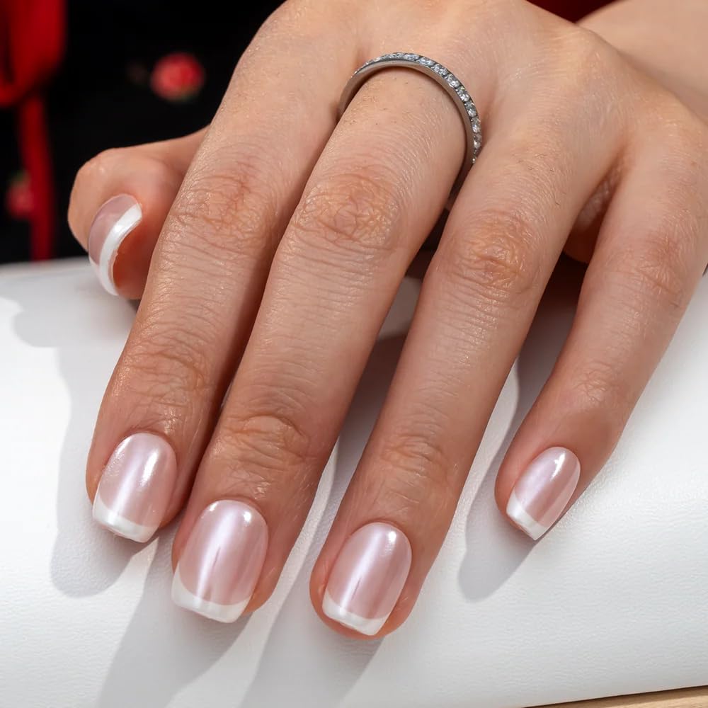 Curvlife laid out 15 nail sizes showing selection variety and custom-fit benefit