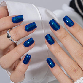 CurvLife array of 16 sizes displayed to show precise fit for different nails