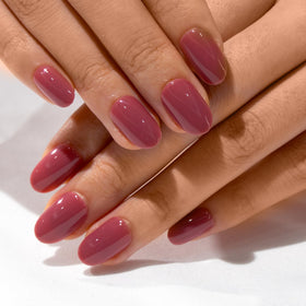 CurvLife display of 15 nail sizes for precise customized fit