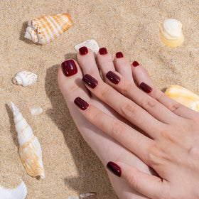 CurvLife array of nail sizes with file and jelly glue for custom fit convenience
