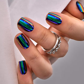 CurvLife soft gel close-up highlighting glossy finish and chip resistance