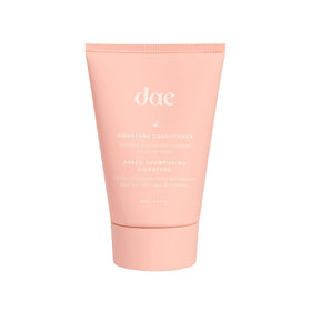 DAE front packaging showing 3 oz tube and brand clarity benefit