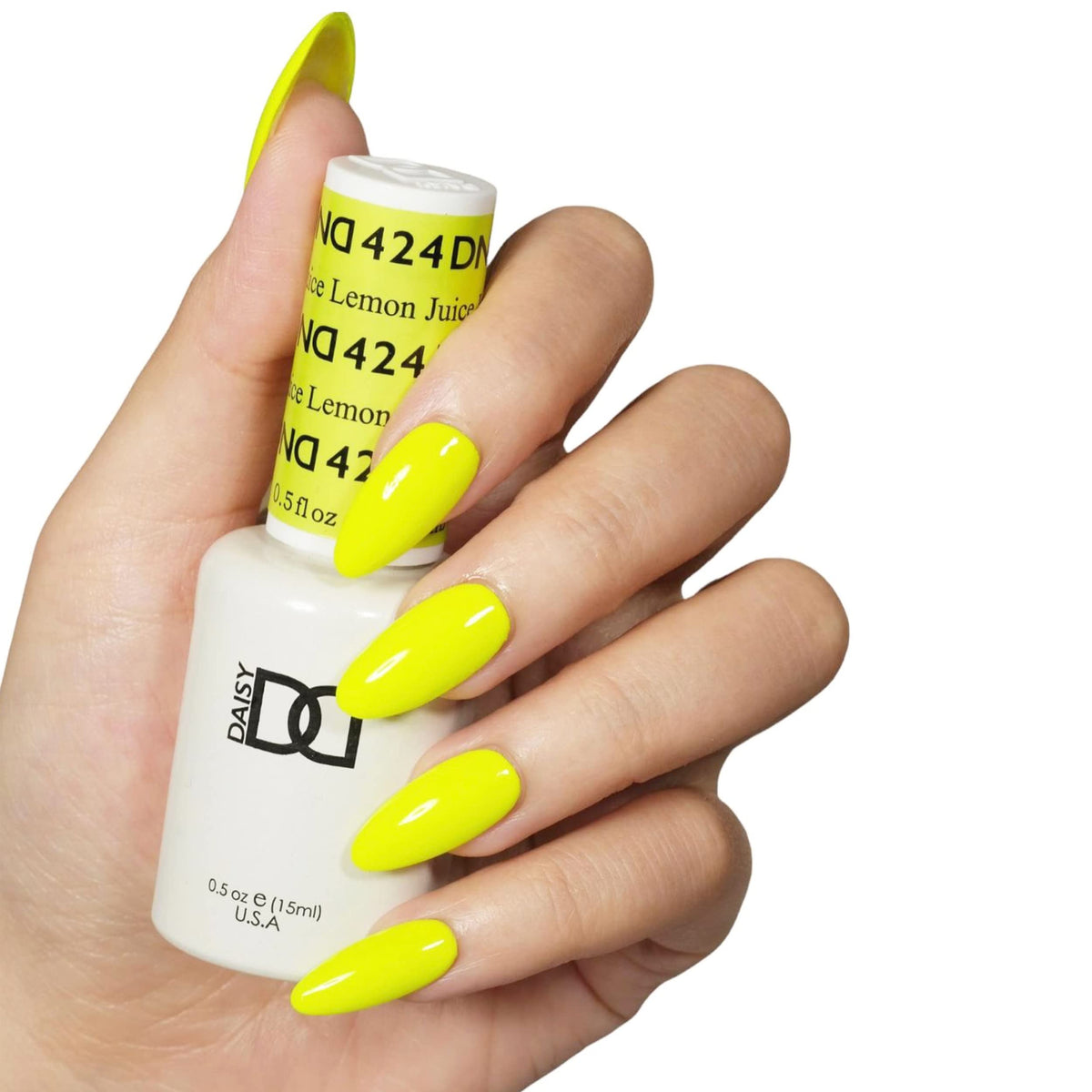 DAISY DND open bottles of gel and lacquer, showing matching Lemon Juice 424 shade and applicators