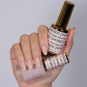 DAISY DND gel and air-dry lacquer bottles highlighting matching shades
