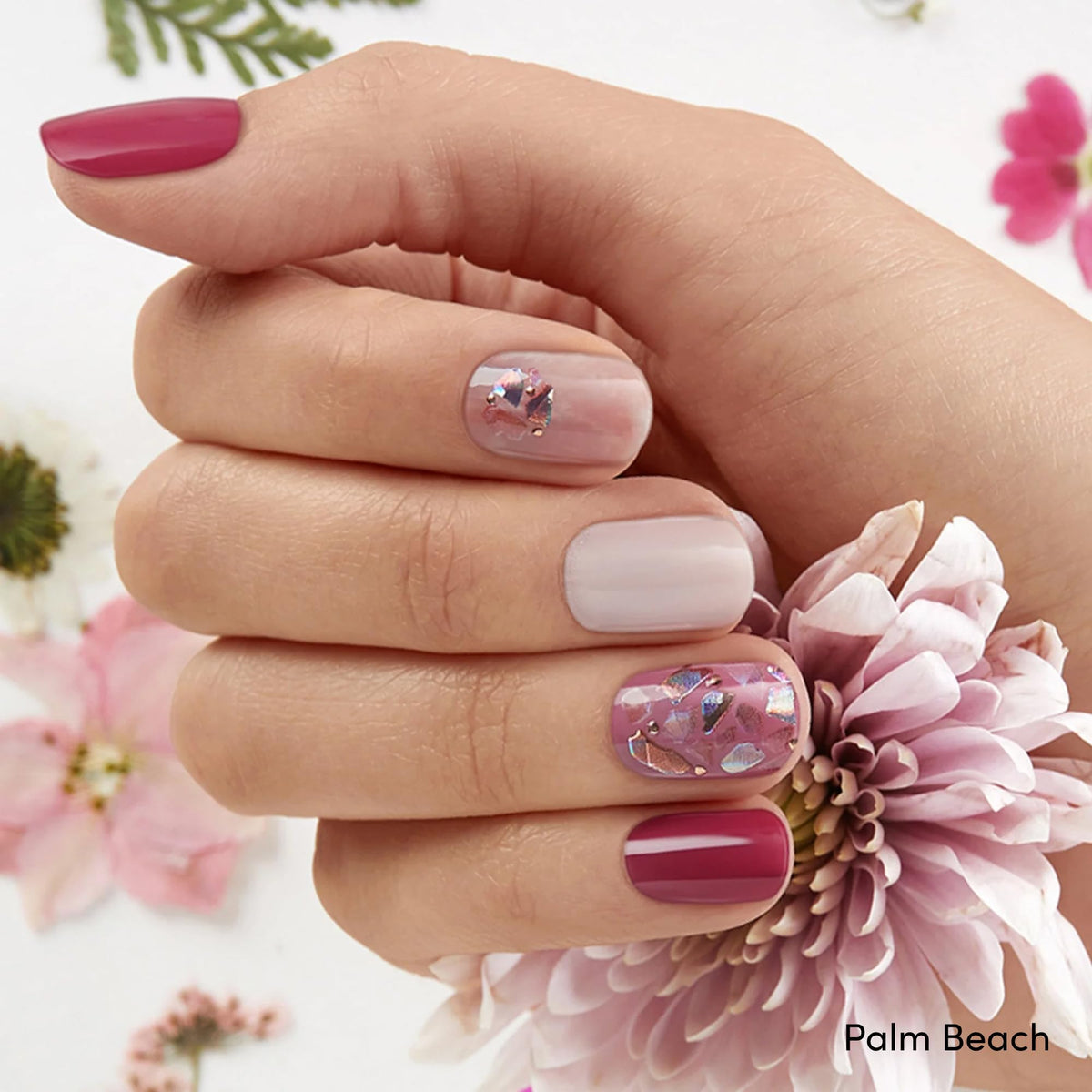 Dashing Diva Palm Beach accent detail highlighting bold pink pattern benefit