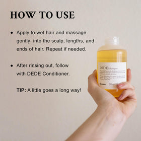 Davines DEDE gel texture on fingers demonstrating lightweight spreadability