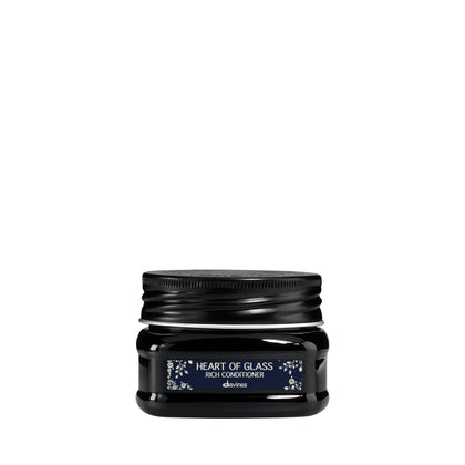 Davines front packaging shows compact conditioner for travel convenience