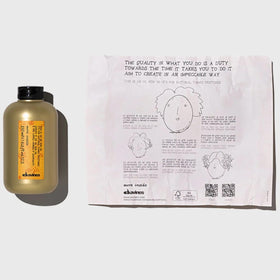 Davines pump detail highlighting easy dispensing and precise control