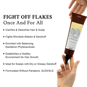 Davines purifying gel texture gel drops demonstrating lightweight spreadability
