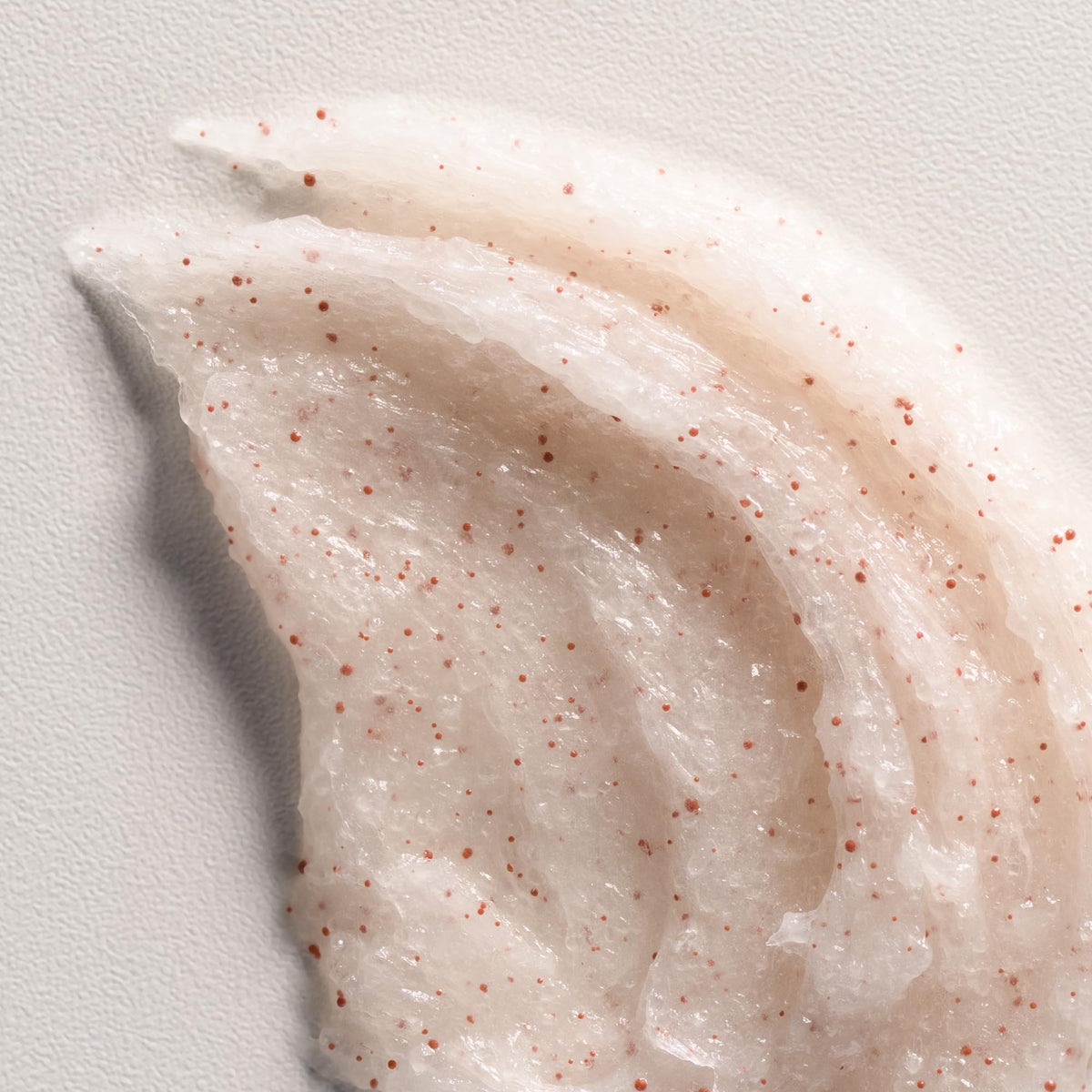 Davines SOLU label detail highlighting ingredients and directions for informed use