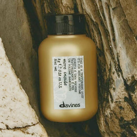 Davines fine powder texture macro view showing lightweight formula for natural lift