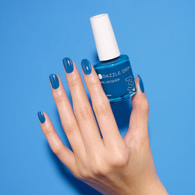 Dazzle Dry Memory Lane applied on nails demonstrating full coverage benefit