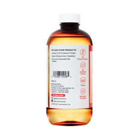 De La Cruz almond oil pouring texture highlighting lightweight, fast-absorbing finish