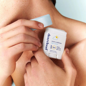 dearcloud ingredients label closeup emphasizing hydrating and soothing components