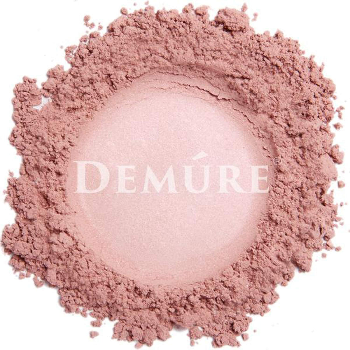 DEMÚRE label detail highlighting ingredients-free, cruelty-free benefit