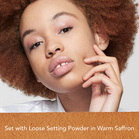 Dermablend loose powder close-up of fine texture for smooth blur