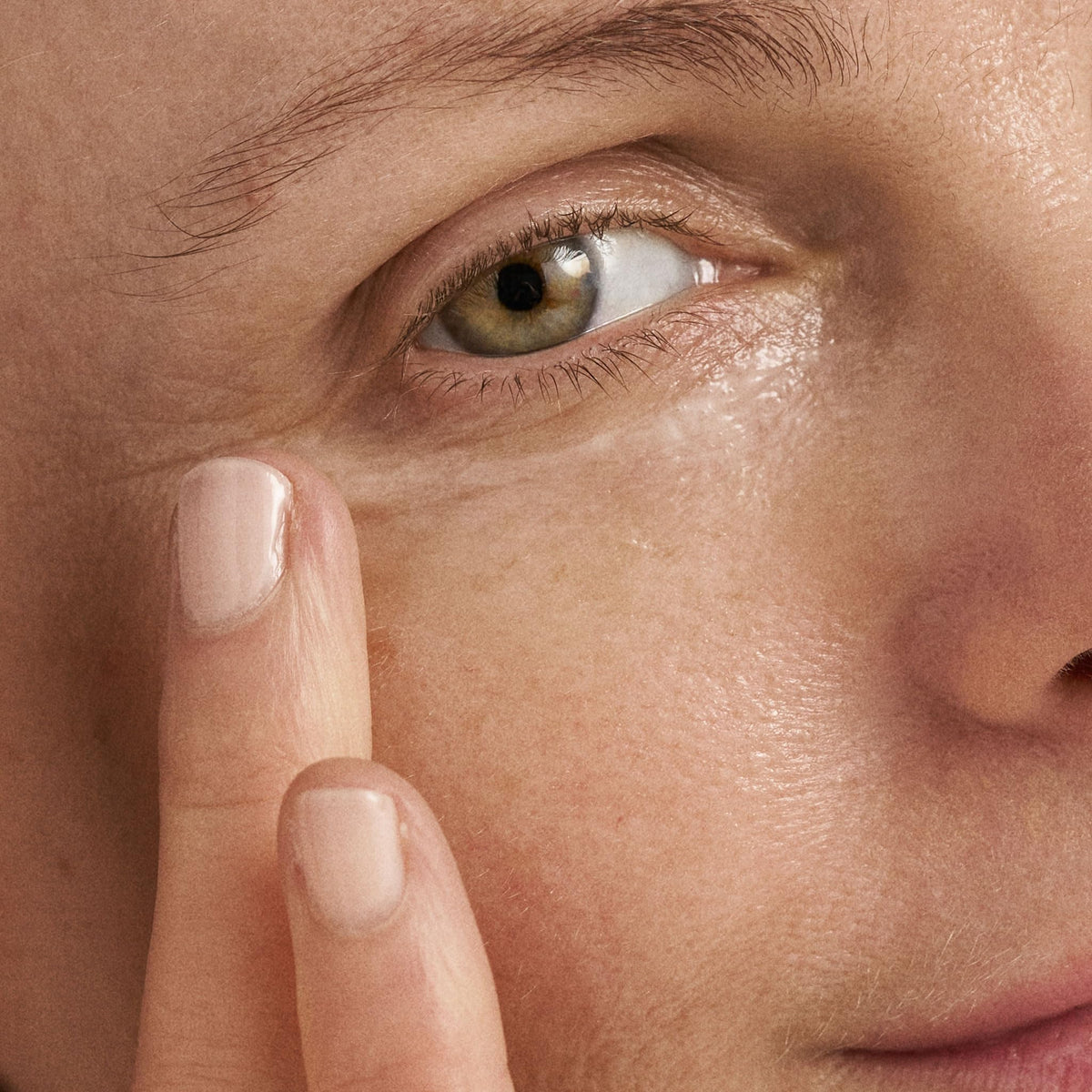 Dermalogica applicator and open tube close-up illustrating precise, mess-free application