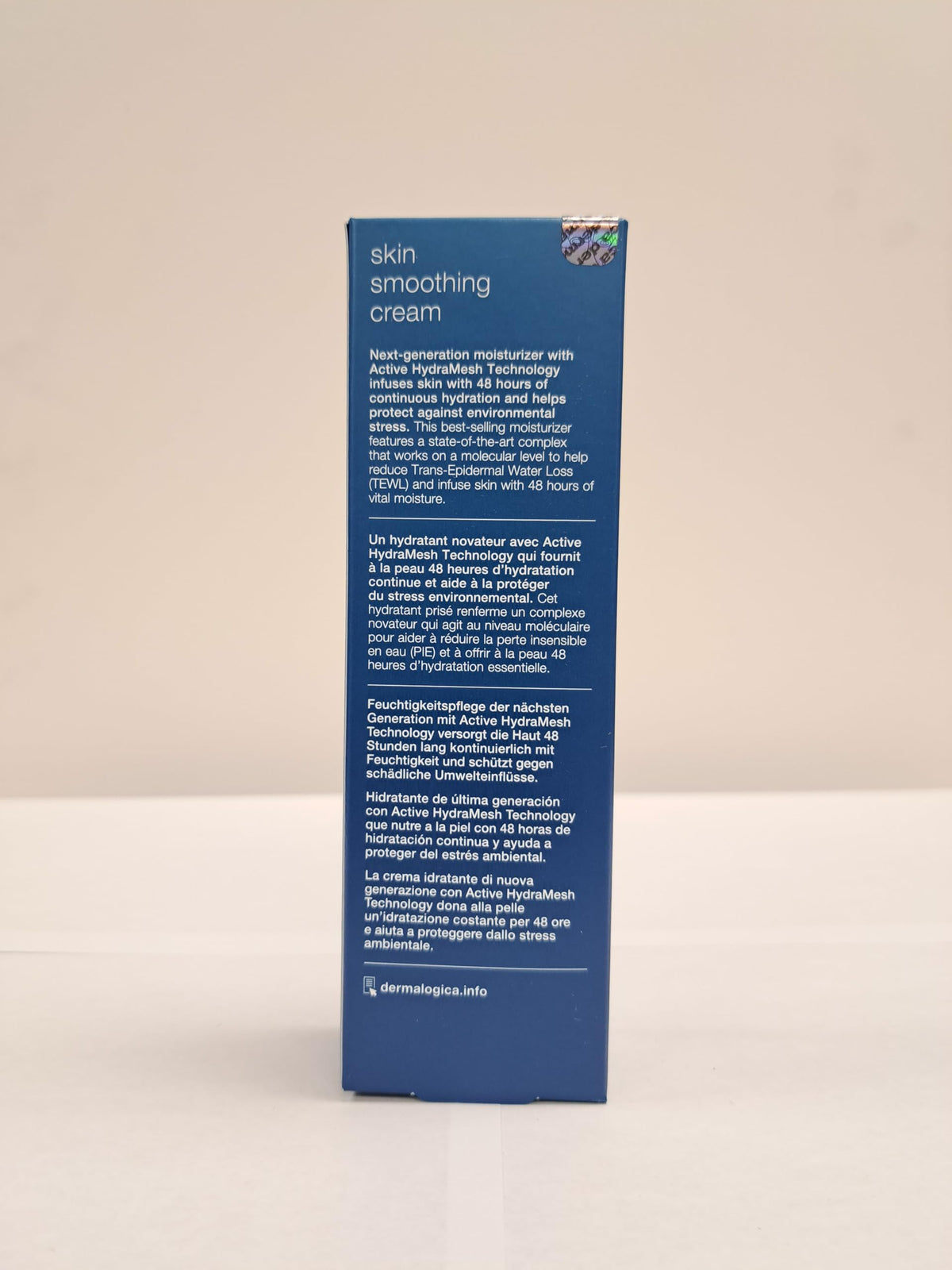 Dermalogica hand applying cream demonstrating smooth spreadability and nourishment