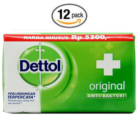 Dettol bar closeup creating lather that cleans skin gently and reaches creases
