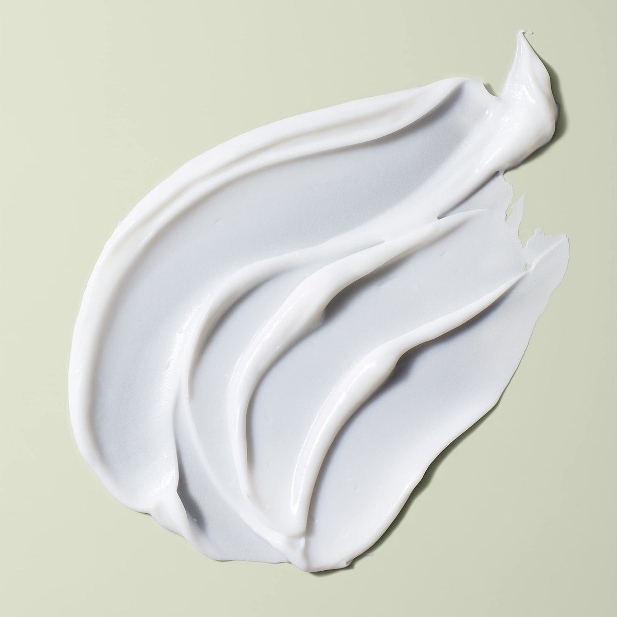 DevaCurl pump and cap detail highlighting easy dispensing and control