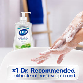 Dial aloe leaf ingredient detail emphasizing soothing aloe benefit