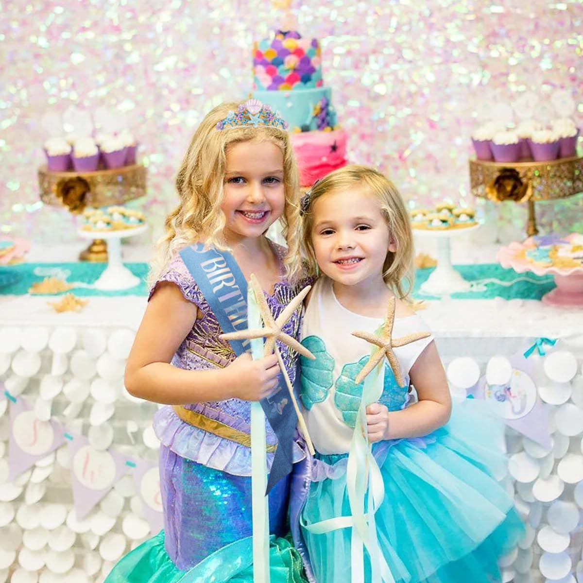 Didder set on child wearing crown and sash, creates memorable party look
