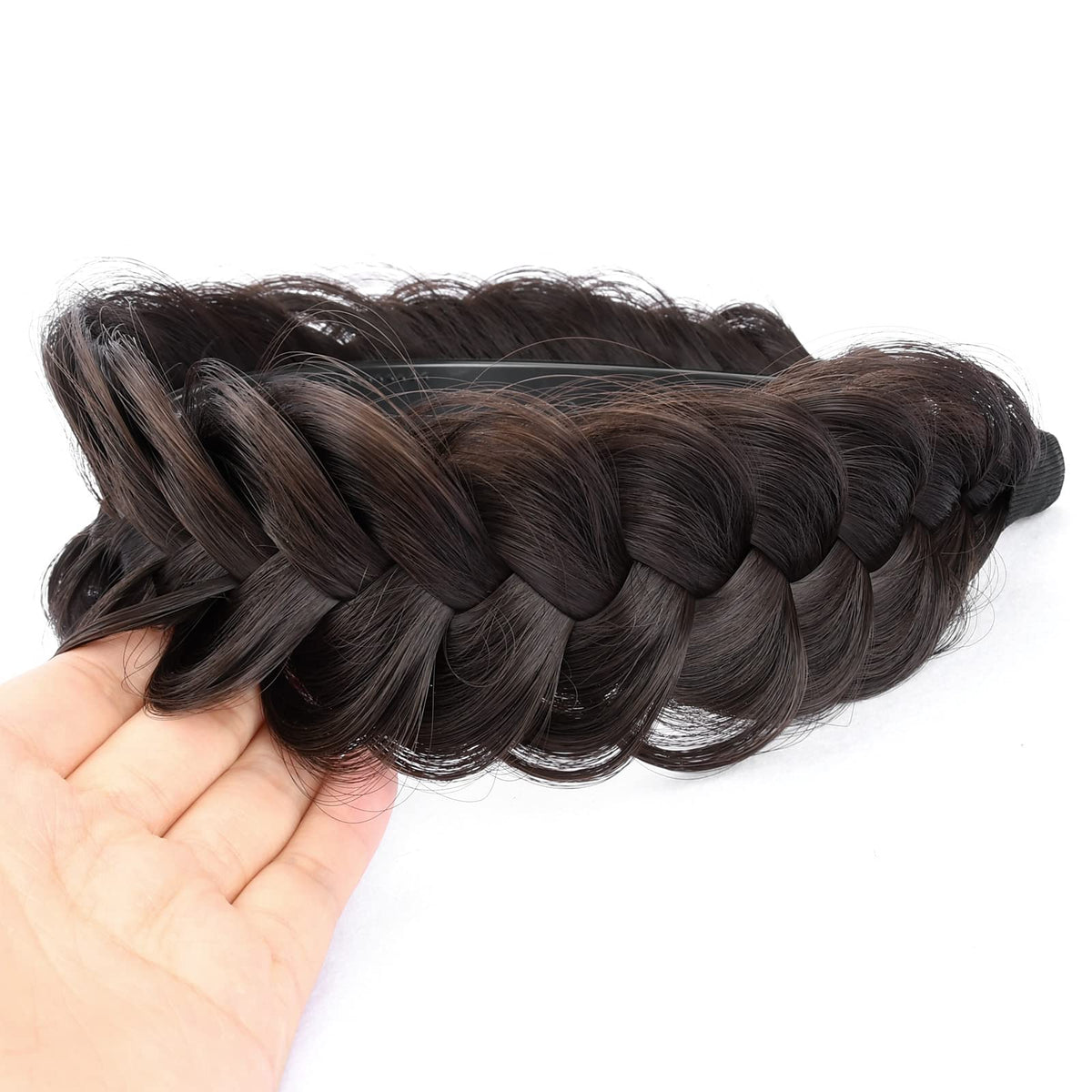 DIGUAN headband in use on woman for quick styling and instant chunky braid benefit