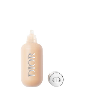 Dior Backstage foundation texture close-up highlighting hydrating, blendable formula benefit