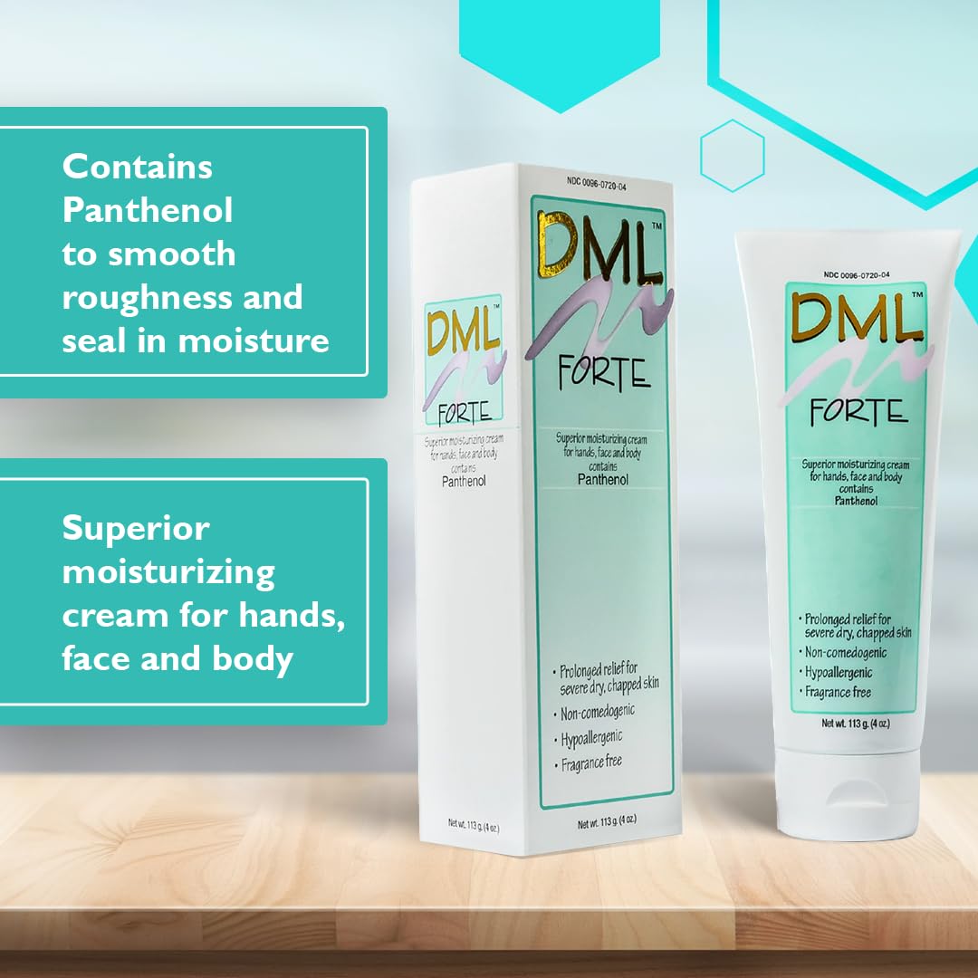 DML texture closeup revealing creamy panthenol-rich consistency and hydration