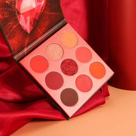 docolor eyeshadow on brush demonstrating easy pick-up and even transfer
