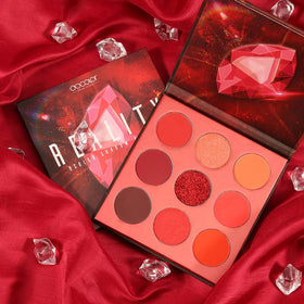 docolor palette inside a makeup bag for portable day-to-night beauty