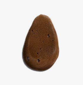 Dolce Glow mousse foam texture close-up demonstrates smooth, fast-drying blend